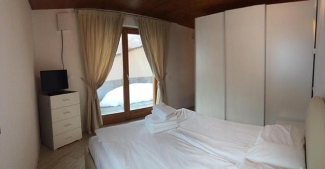 Residence Felik Gressoney-La-Trinite Bagian luar foto