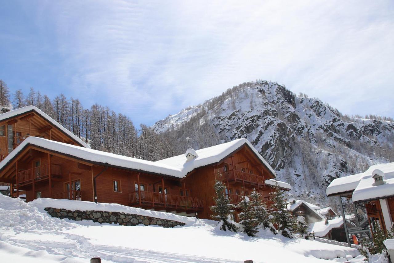 Residence Felik Gressoney-La-Trinite Bagian luar foto