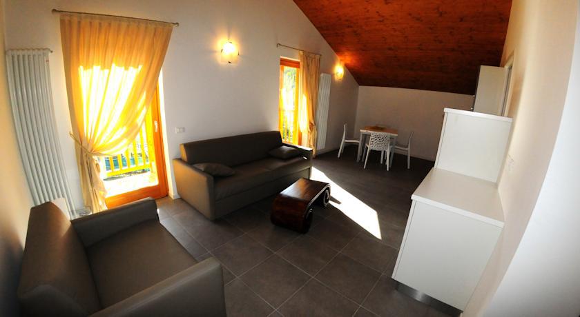 Residence Felik Gressoney-La-Trinite Bagian luar foto