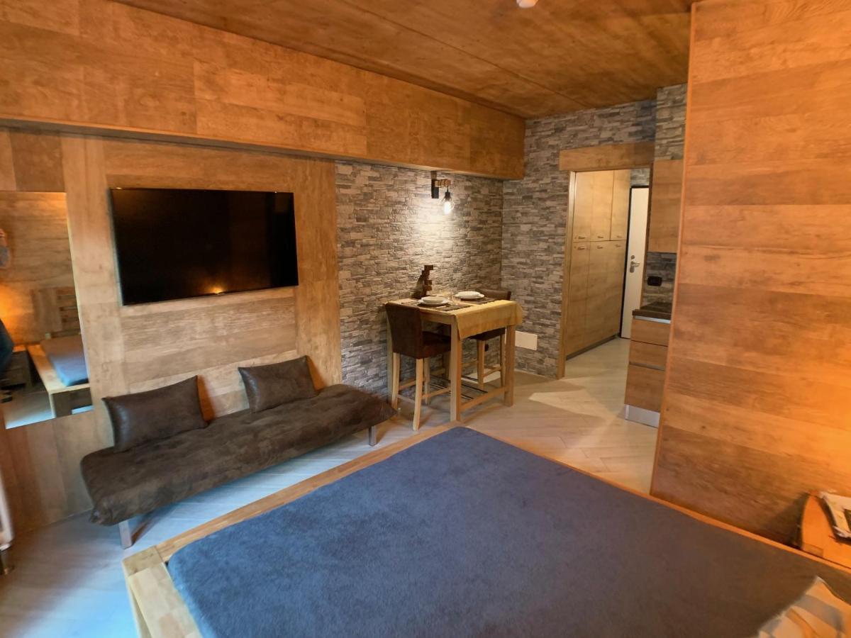 Residence Felik Gressoney-La-Trinite Bagian luar foto