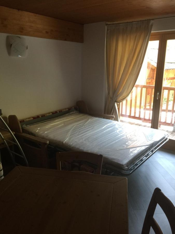 Residence Felik Gressoney-La-Trinite Bagian luar foto