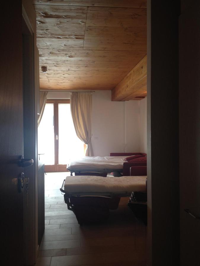 Residence Felik Gressoney-La-Trinite Bagian luar foto