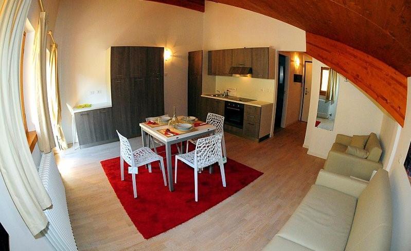 Residence Felik Gressoney-La-Trinite Bagian luar foto