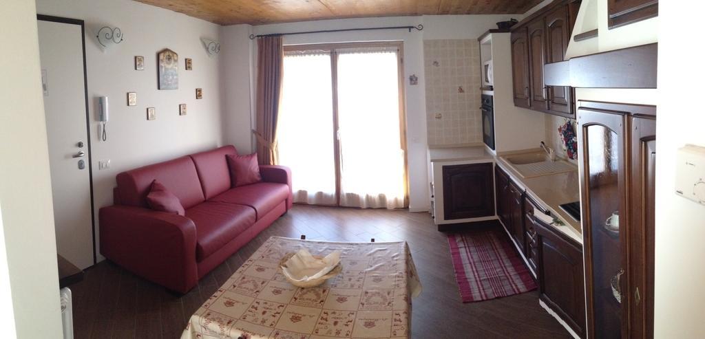 Residence Felik Gressoney-La-Trinite Bagian luar foto