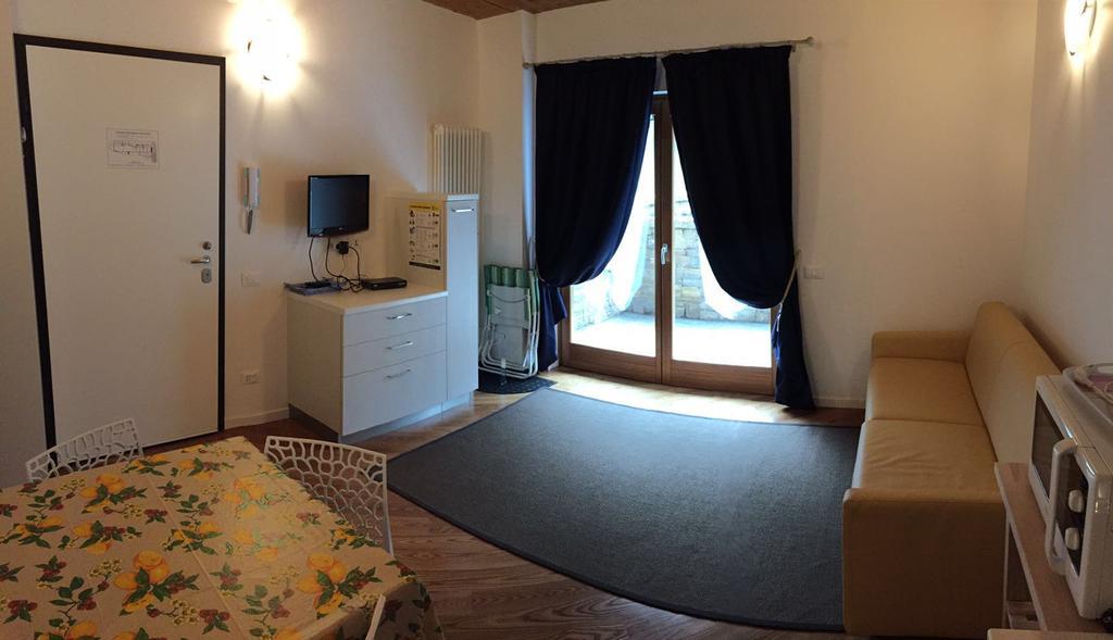 Residence Felik Gressoney-La-Trinite Bagian luar foto